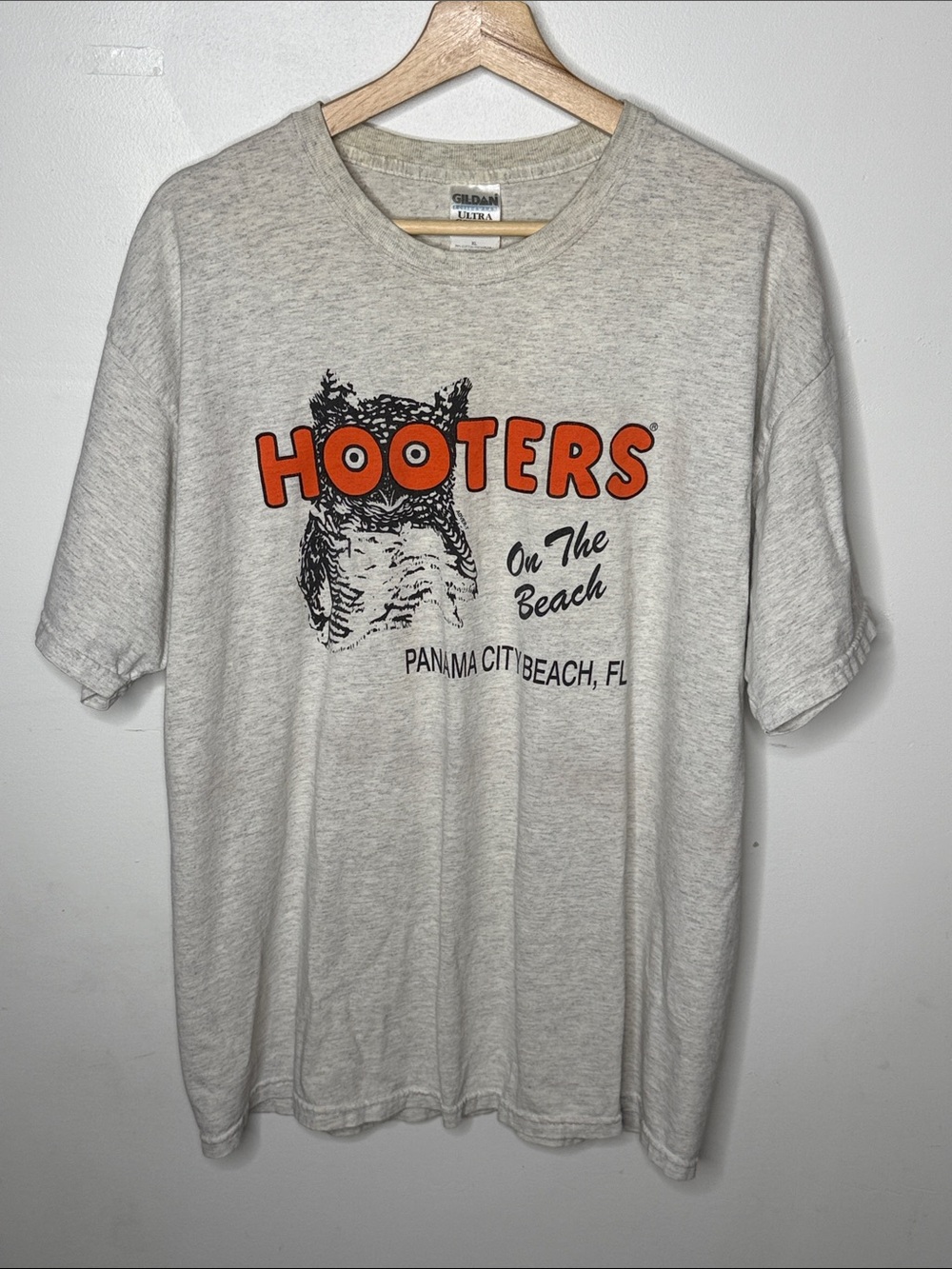 Vintage 90s Hooters Panama City Beach FL double sided tshirt